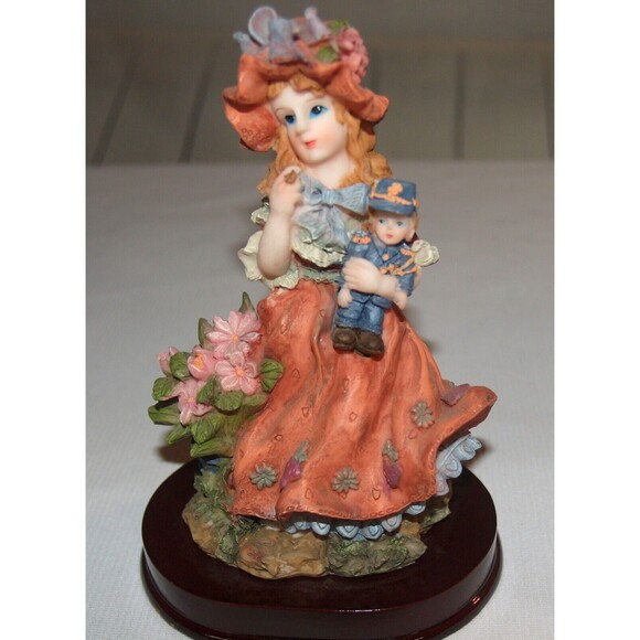 Lot Of 4 Victorian Style girls with dolls heavy 6" Hand Painted Figurines - Picture 7 of 8